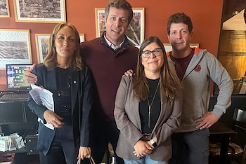 Ariel y Gustavo Rey, con Florencia Arietto y Verónica Razzini