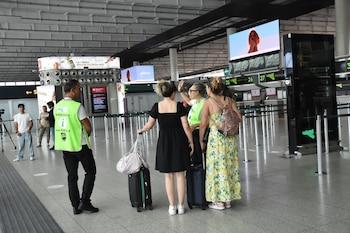 El Ente de Aviación Civil descartó un ataque informático y reportó decenas de retrasos en los principales aeropuertos del país (EFE/EPA/ORIETTA SCARDINO/Archivo)