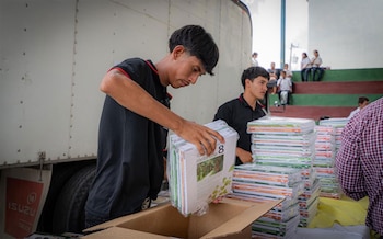 Autoridades educativas destacaron que los libros representan una herramienta fundamental para el proceso de enseñanza. (FOTO: Proceso HN)