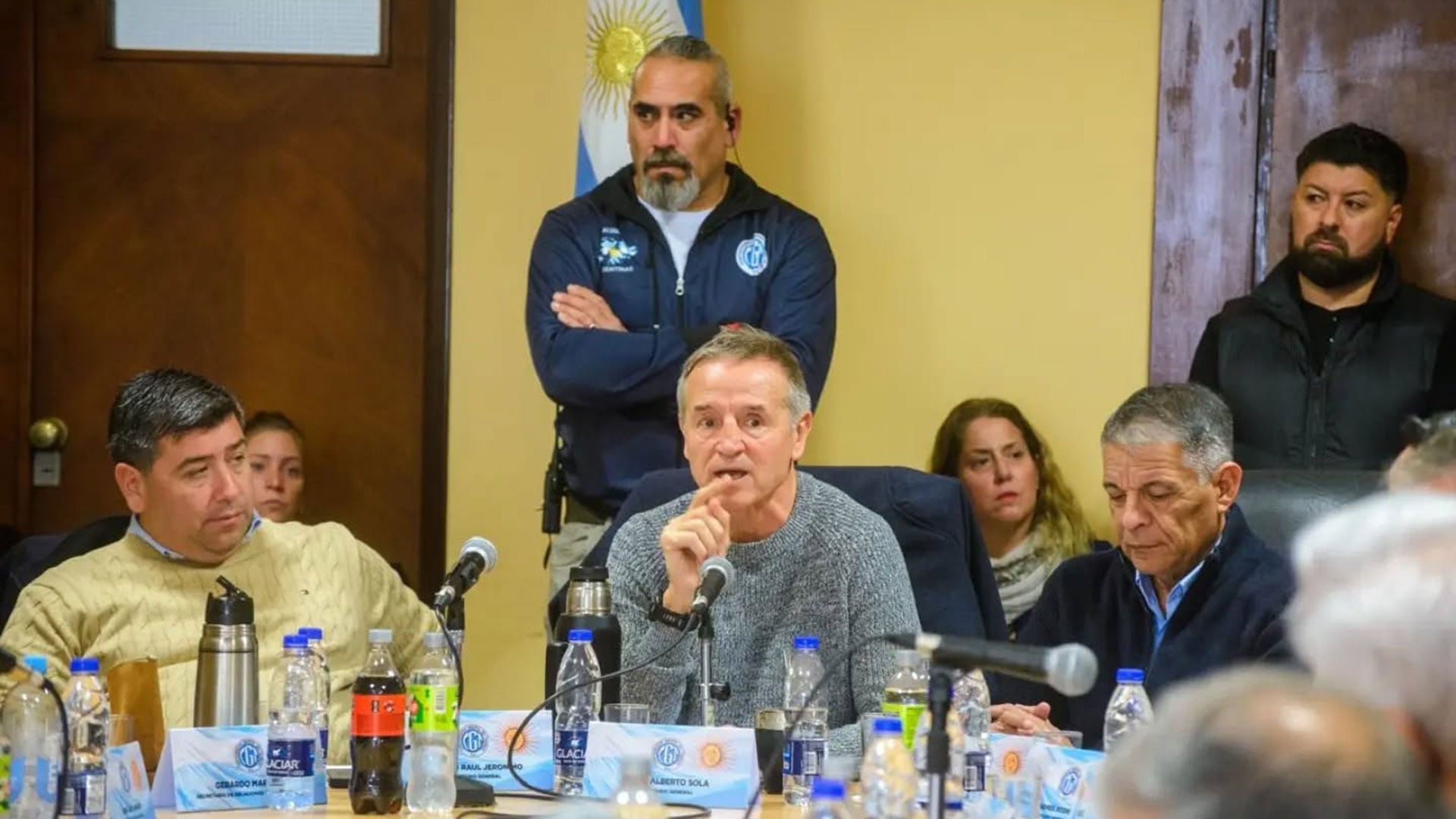 El triunvirato cegetista afirmó que se movilizarán mañana al Congreso de la Nación