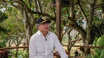 Gustavo Petro se metió en polémica por circular sobre atención a menores trans: “Mi gobierno no obliga a nadie, ni menor ni mayor, a cambiarse de sexo”