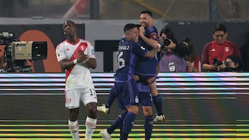 Perú vs Argentina 2-0: goles