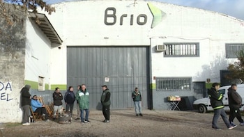 Una empresa logística echó a 60 trabajadores en Rosario y ya acumuló 200 despidos en distintas zonas del país
