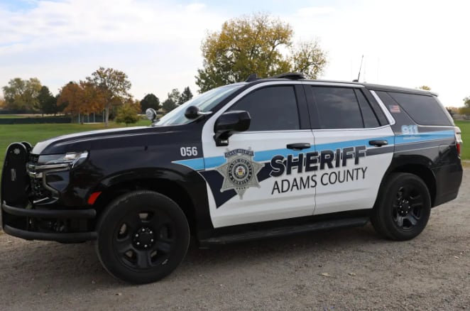 Autoridades locales desplegaron un operativo de emergencia tras el accidente ocurrido en las afueras de Ritzville (Adams County Sheriff's Office)