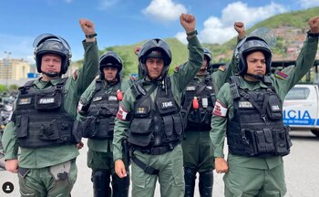 Los militares obligados a repetir