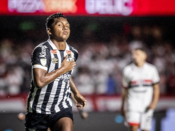 Alfredo Morelos llegó a Atlético