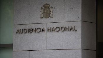 El juez cifra en más de 800 millones el valor de las 30 toneladas de cocaína del barco interceptado cerca de Canarias
