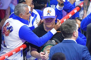 Canelo Alvarez vs William Scull