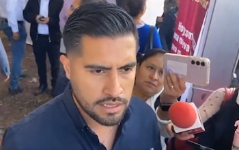 El titular de la Unidad de Asuntos Jurídicos de la SEP, Eurípides Flores, informó que la medida incluye la reubicación del alumnado en otras instituciones educativas para garantizar la continuidad de sus estudios. (Crédito: X | @ventanaXpublica)