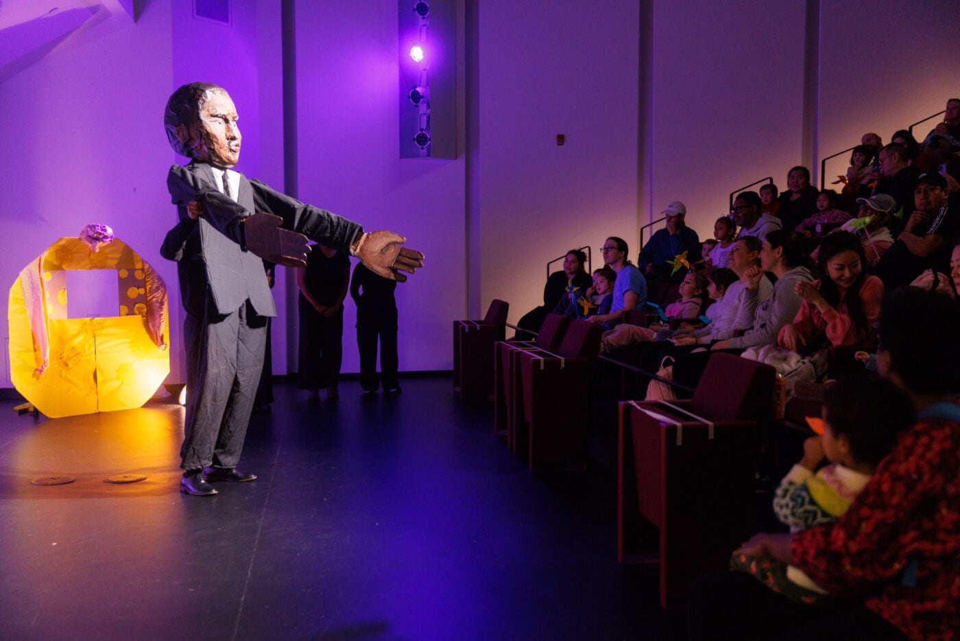Una jornada especial organizada por el Museo Infantil de Brooklyn reunió a familias en torno a propuestas educativas inspiradas en la figura y los valores de Martin Luther King Jr.