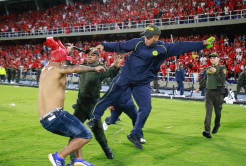 La final de la Copa BetPlay , entre América de Cali y Atlético Nacional , pintaba para ser una fiesta, pero terminó en una verdadera pesadilla - crédito Colprensa
