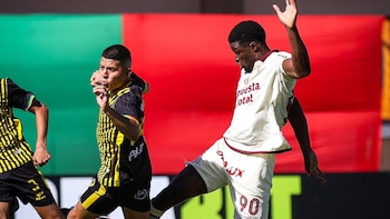 El futuro de Sekou Gassama en Universitario tras ser titular ante CD Moquegua: “Se está avanzando por un volante extranjero”