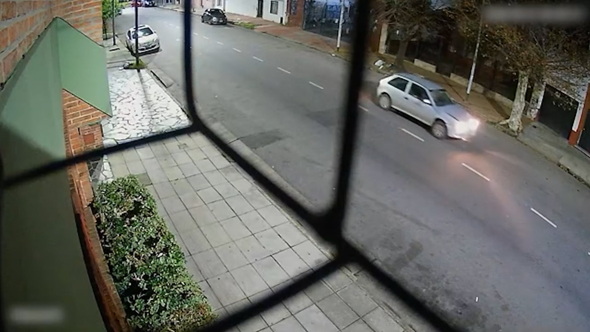 El análisis de las imágenes captadas por cámaras de seguridad fue clave para identificar al sospechoso.