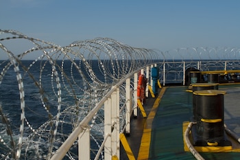 La evolución de la piratería marítima constituye un indicador seguido de cerca por toda la industria logística debido a su impacto potencial sobre las cadenas de suministro internacionales (Foto: Shutterstock)
