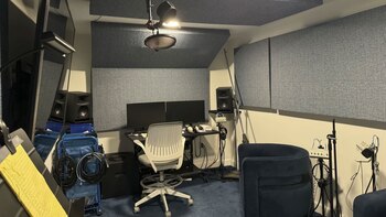 El All-Movie Hotel está equipado