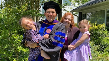 Jimmy Lippert Thyden sirvió en