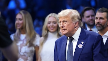 Trump confirmó la reanudación del tránsito de petroleros por el estrecho de Ormuz tras el acuerdo con Irán: “Los buques empiezan a salir”