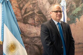 Eyal Sela, el embajador de