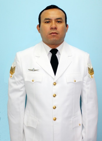 Fue ascendido a Suboficial Segundo