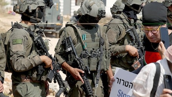 Detenido un palestino tras un apuñalamiento "terrorista" a un colono en Cisjordania