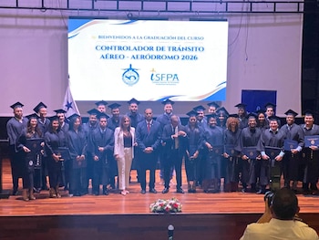 Un grupo reducido de aspirantes logró completar la formación tras un proceso altamente selectivo. Alex Hernández V.