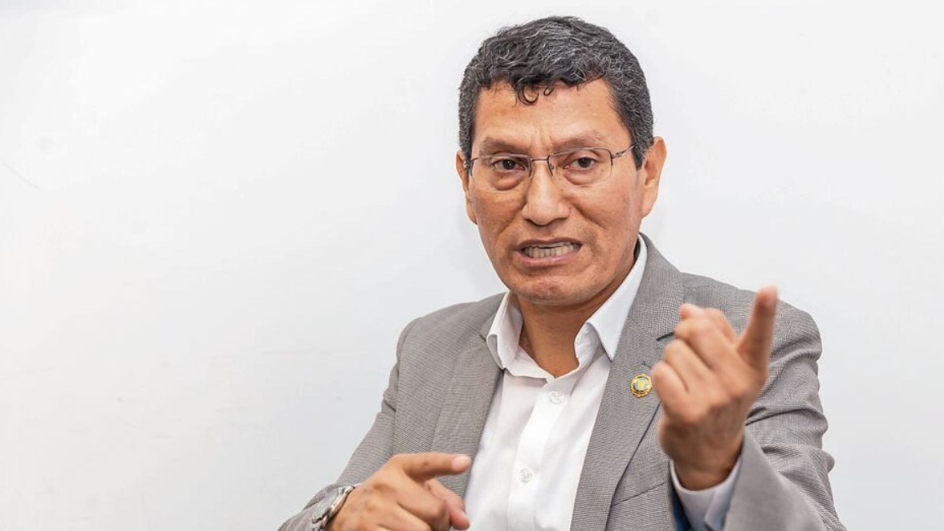 Harvey Colchado en conferencia