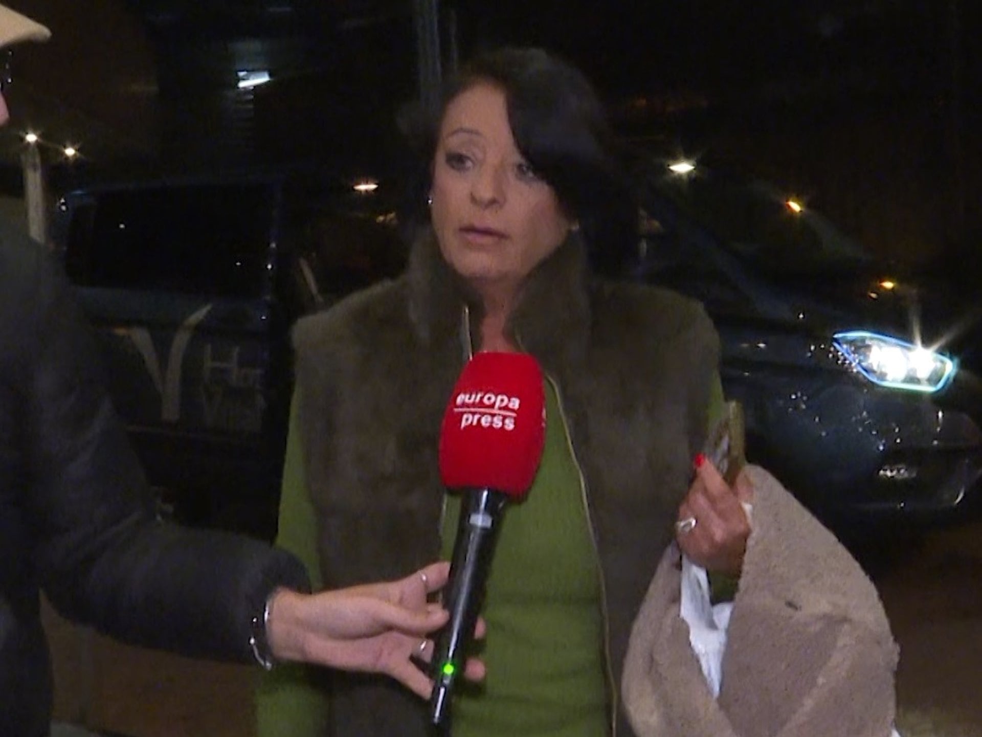 Madre de Curro desafía a la familia Rivera y asegura que no teme a posibles demandas