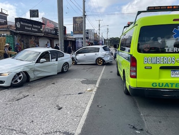 Varios accidentes de tránsito en diferentes puntos de la Ciudad de Guatemala dejan muertos y heridos.