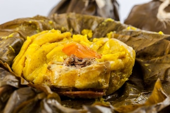 Los tamales en Bogotá son considerados una tradición, y acompañan eventos familiares como reuniones y fiestas, además de ser uno de los infaltables en época decembrina - crédito archivo Colprensa
