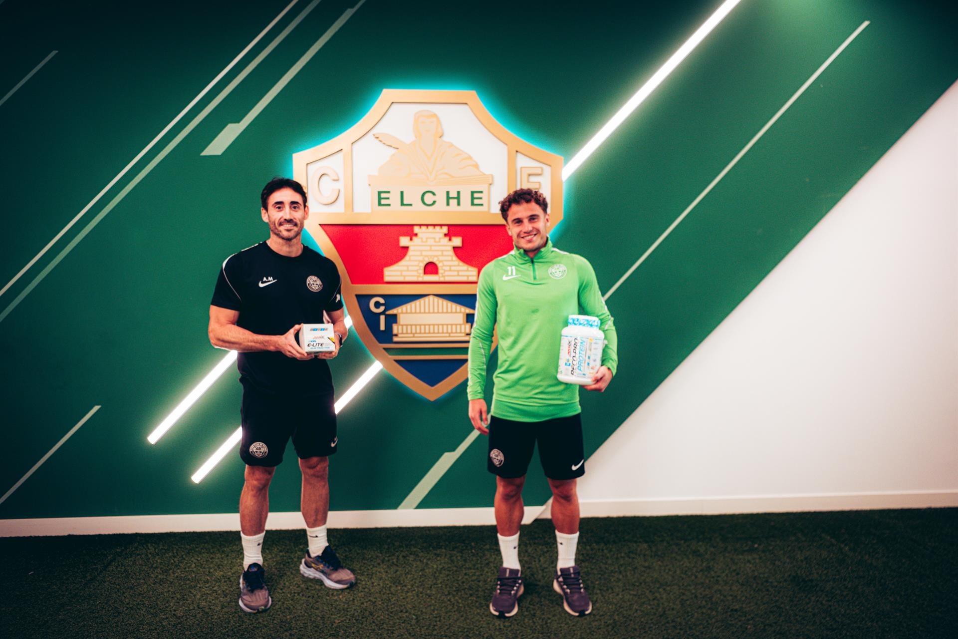 Amix renueva como proveedor de nutrición deportiva del Elche CF para la temporada 2026-27