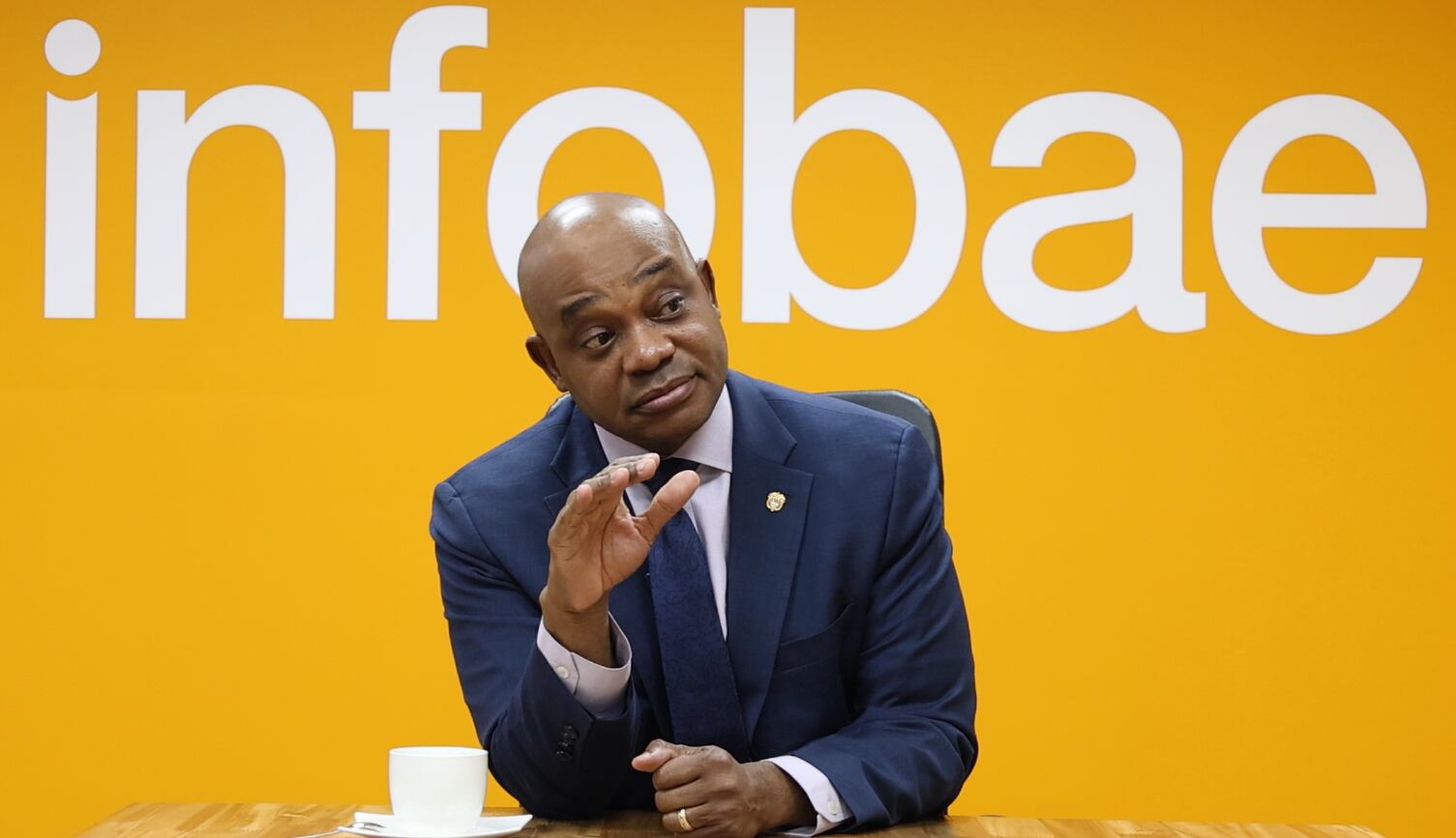 Luis Gilberto Murillo ha sido enfático en querer separarse de las posturas del actual Gobierno frente a diferentes asuntos - crédito Mauricio Rodríguez/Infobae Colombia