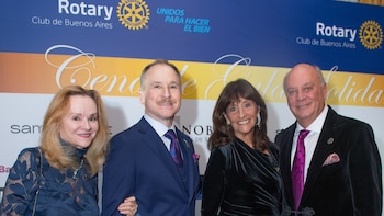 44 fotos: la gran cena de gala del Rotary Club de Buenos Aires