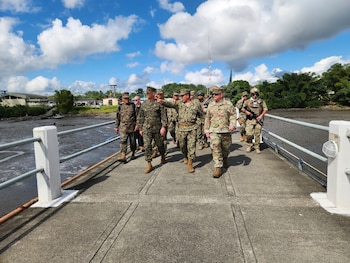 Los patrullajes forman parte de la cooperación militar en ambos países. (U.S. Southern Command)
