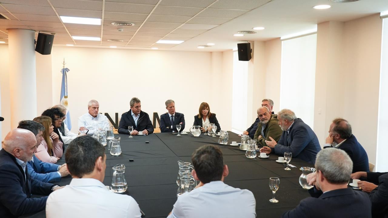 El ex ministro de Economía advirtió que diez mil docentes y científicos abandonaron el país debido a las reducciones presupuestarias