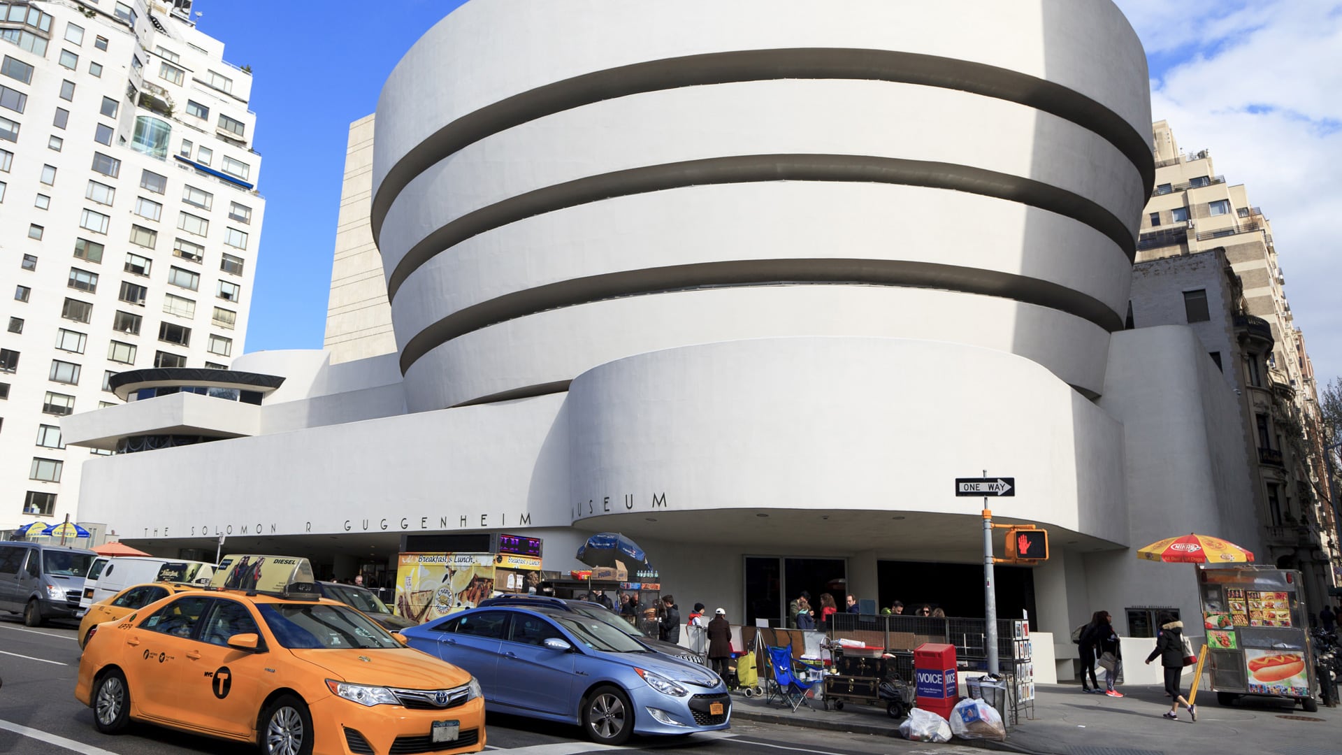 New York, NY, USA - March 26, 2016: Solomon R. Guggenheim Museum: The Solomon R. Guggenheim Museum is an art museum located at 1071 Fifth Avenue on the corner of East 89th Street in Manhattan