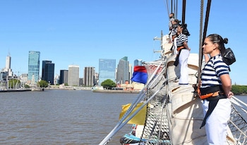 La Armada Argentina sortea lugares en un buque para presenciar el regreso de la fragata ARA "Libertad"
