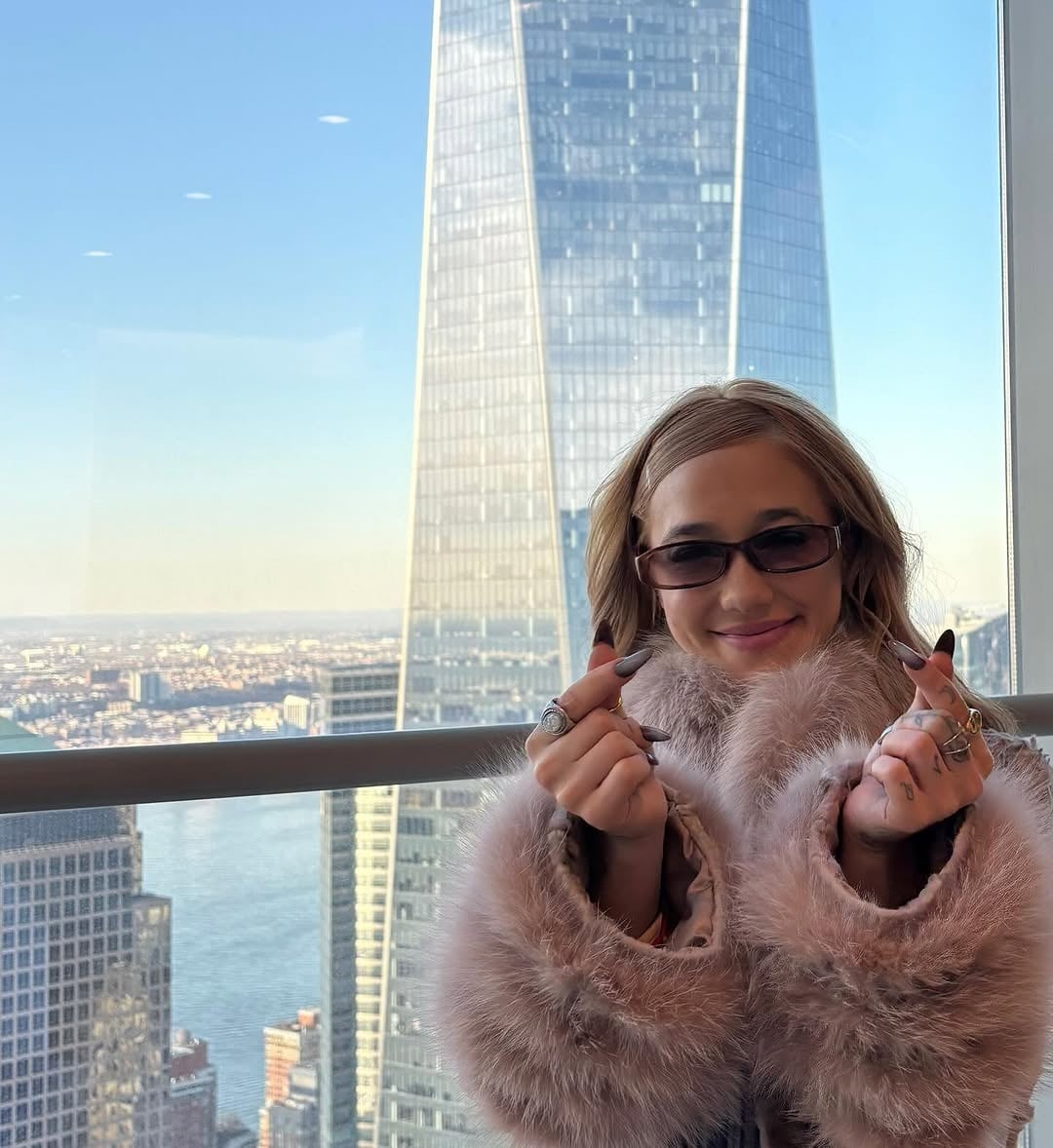 La música y la escritura se transformaron en herramientas para que Ángela conecte, repare y crezca frente al sufrimiento