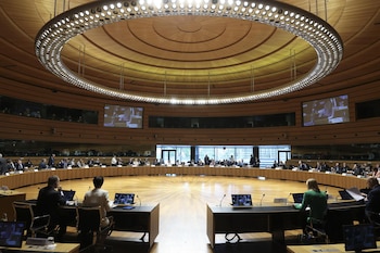 Imagen IQ53HCLARNENTKG7MDZ7YUFNRI