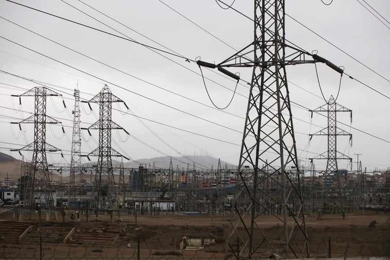 Empresas estatatles chinas suman en conjunto un tercio del mercado de distribución eléctrica peruano.