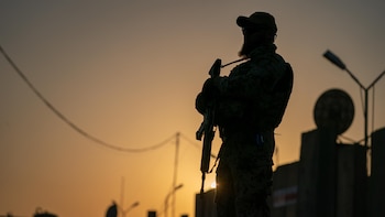 Irak investigará el ataque con drones iraníes contra la oficina del primer ministro del Kurdistán