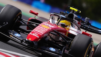 AMP. Hamilton lidera a los superiores Ferrari en los Libres del Gran Premio de Hungría
