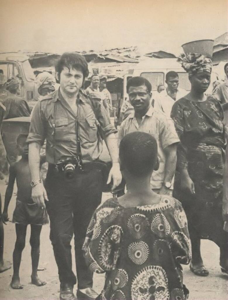 Chiche Gleblung en Biafra, durante la cobertura de la Guerra Civil de Nigeria (1969)
