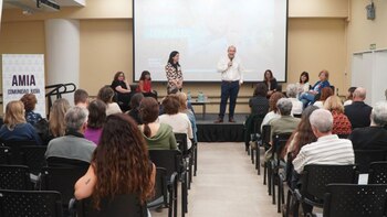 La guía fue producida por