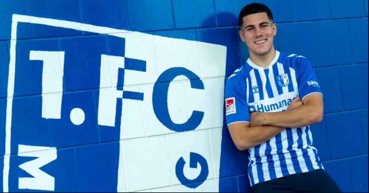 El mediocampista germano-peruano, cedido por Bayern Múnich, ingresó al campo en el minuto 84 y no pudo evitar la caída de su equipo por 2-1 en el Estadio Olímpico de Berlín.
(1. FC Magdeburg)