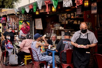 **EMBARGO: No electronic distribution, Web