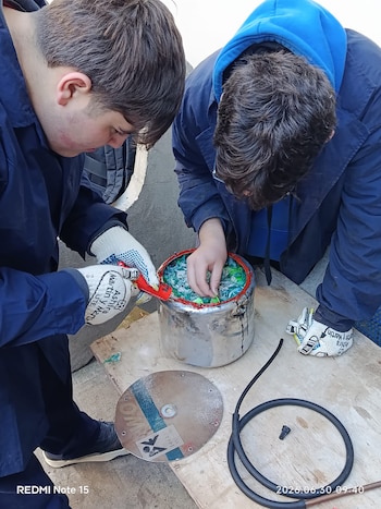 Docente Pablo Enjo- Proyecto De Plástico a Petróleo