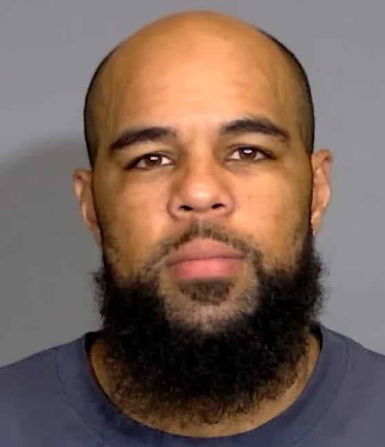 El episodio derivó en cargos preliminares y en la apertura de una causa en Indiana (Indianapolis Metropolitan Police Department)
