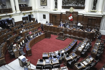 El hemiciclo del Congreso de la República casi siempre luce vacío. Esta vez el premier solicitó el voto de confianza con gran ausentismo parlamentario.