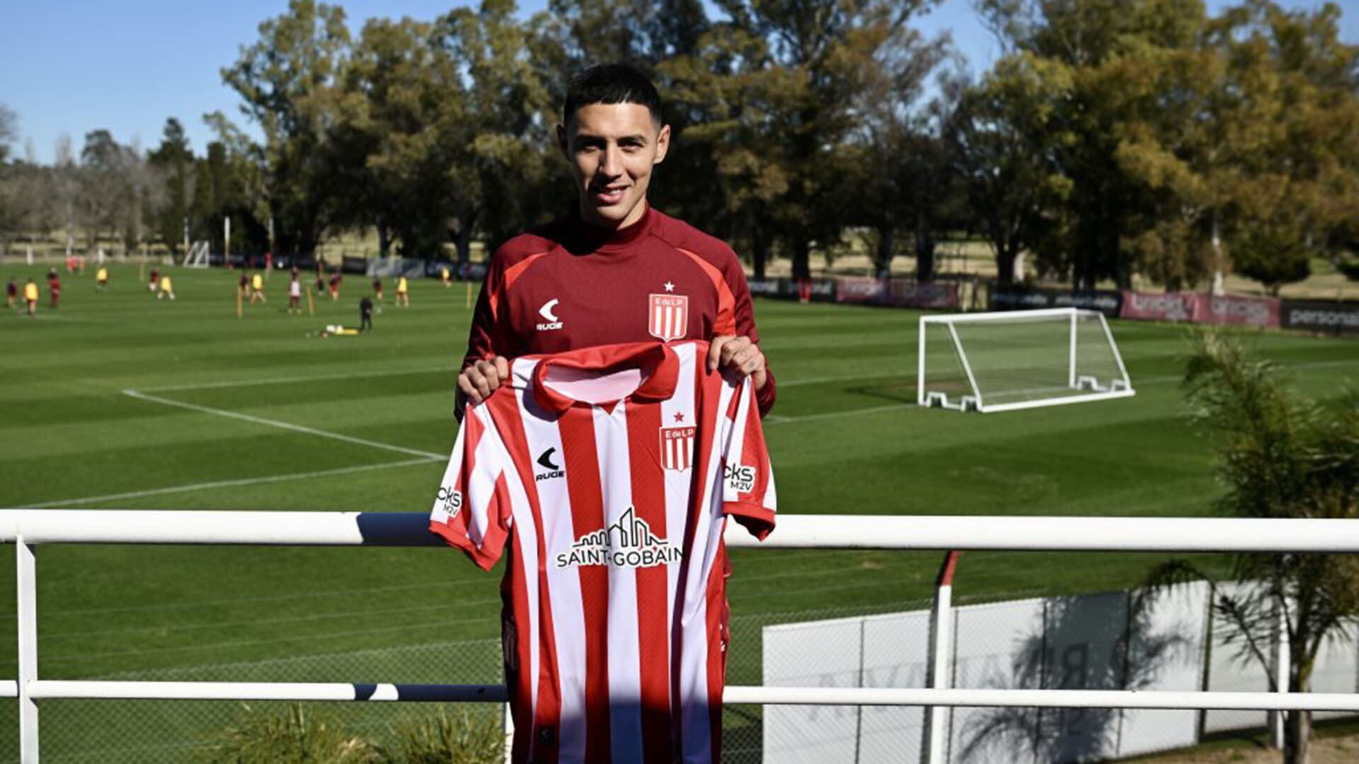 Leo Suárez firmó con Estudiantes de La Plata (Foto: estudiantesdelaplata.com)