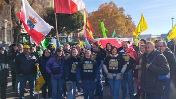 Unos 60 ganaderos cántabros se